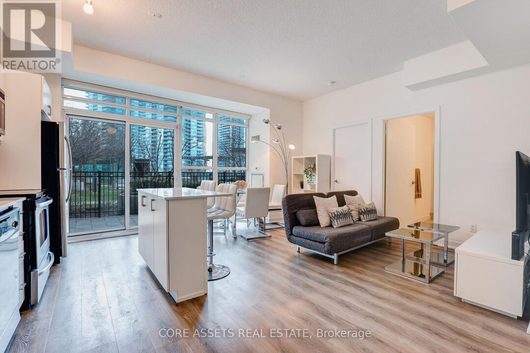 155-155 Legion Rd N in Toronto, ON - Building Photo