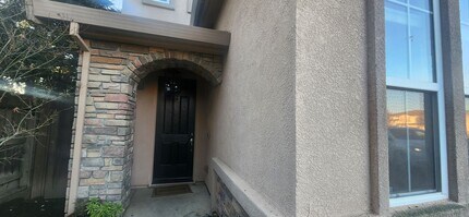 10398 Stoecker Ct in Elk Grove, CA - Building Photo - Building Photo