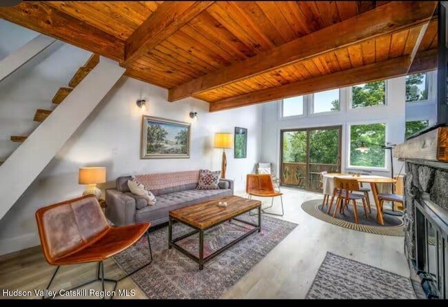 property at 72 Hunter Dr