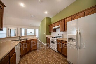 8422 Whitebrush in Converse, TX - Building Photo - Building Photo