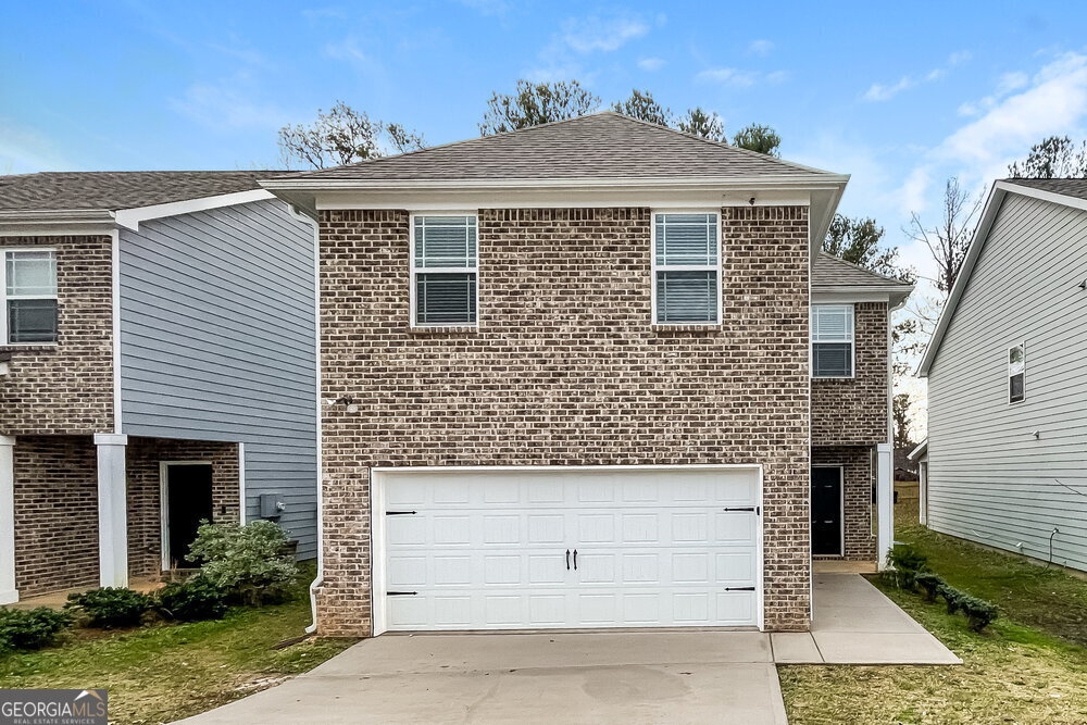 1871 Simmons Ln in Hampton, GA - Foto de edificio