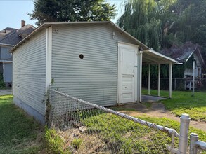 1310 Ray Pl NW in Canton, OH - Building Photo - Building Photo