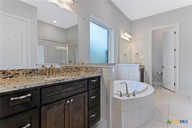 620 Carriage House