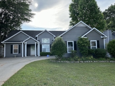 property at 825 Chatham Park Dr SW