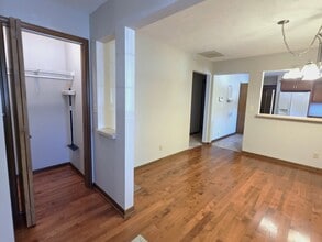 2510 Raleigh Rd in Springfield, IL - Building Photo - Building Photo