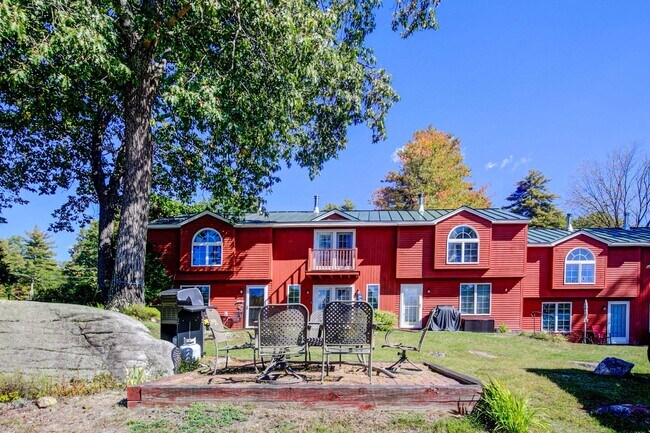 98 Washington Rd in Freedom, NH - Building Photo - Building Photo