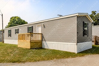 804 W 15th St in Muncie, IN - Building Photo - Building Photo