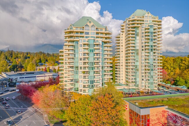 The West Royal - Tower 1 in West Vancouver, BC - Building Photo - Building Photo