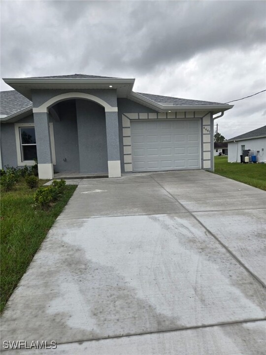 4447 30th St SW in Lehigh Acres, FL - Building Photo