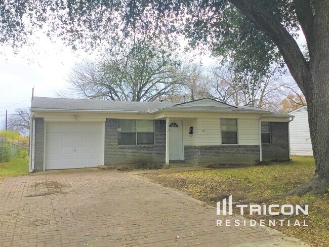 property at 4312 Ridgedale Dr