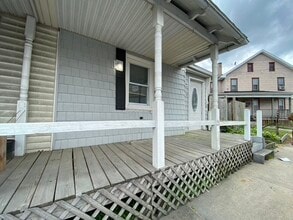 21 New Charlotte St in Manheim, PA - Building Photo - Building Photo