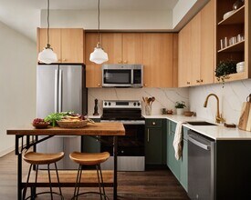 Memoir Buckman in Portland, OR - Foto de edificio - Building Photo