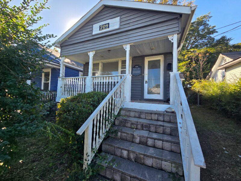 709 N 11th St in Wilmington, NC - Foto de edificio