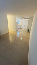 16021 NE 18th Pl in North Miami Beach, FL - Building Photo - Building Photo