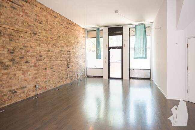 2049 N Hoyne Ave, Unit 2047-GS