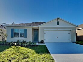 1004 Brooklet Dr in Davenport, FL - Building Photo