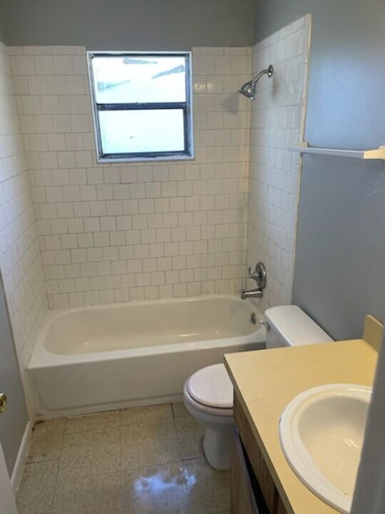 2830 Skyview Dr in Lakeland, FL - Building Photo