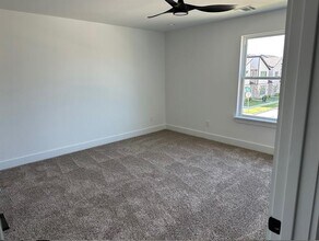 8910 Lowell St in Rowlett, TX - Building Photo - Building Photo