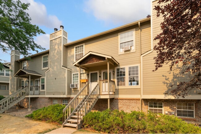 property at 3200 Azalea Dr