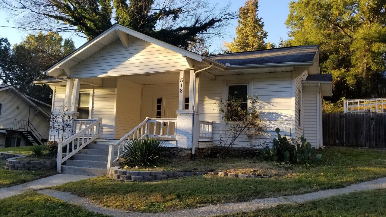 518 North St in Newport, TN - Building Photo