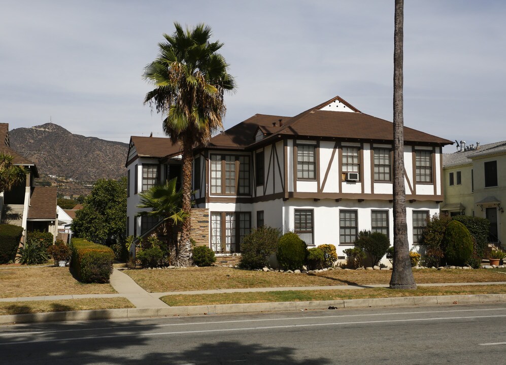 937-939 W Glenoaks Blvd in Glendale, CA - Building Photo