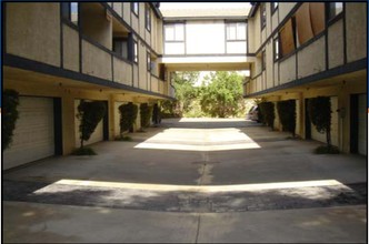 Trailside Apartments in Monrovia, CA - Building Photo - Building Photo