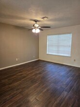 2907 Teas Nursery Rd in Conroe, TX - Building Photo - Building Photo
