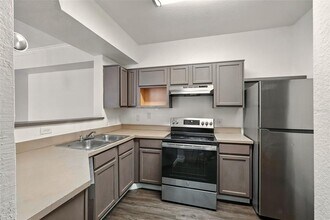 5526 Pga Blvd in Orlando, FL - Building Photo - Building Photo