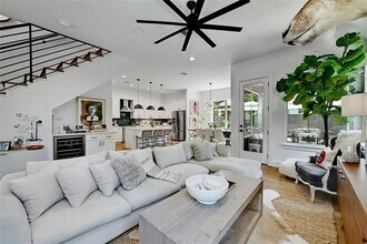 2909 Kuhlman Ave in Austin, TX - Building Photo - Building Photo