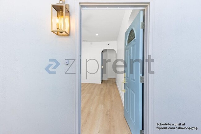 property at 2020 Glasgow Ave