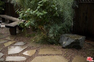 5918 Monte Vista St in Los Angeles, CA - Building Photo - Building Photo