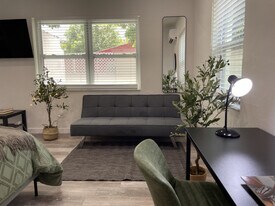 522 NW 11th Ave, Unit SI ID1056494P in Miami, FL - Building Photo