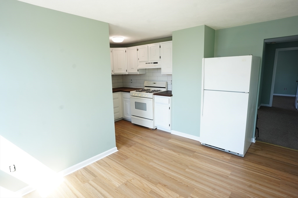 2 Malden St, Unit #2R in Malden, MA - Building Photo
