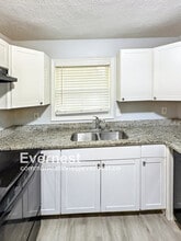 10703 Pintail Pl in Jonesboro, GA - Foto de edificio - Building Photo