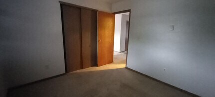 211 N Madison Rd in London, OH - Building Photo - Building Photo
