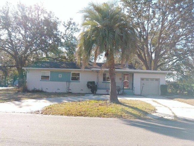 6460 Romilly Dr