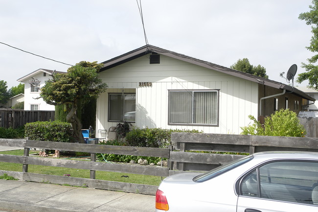 21559-21565 Banyan St in Hayward, CA - Foto de edificio - Building Photo