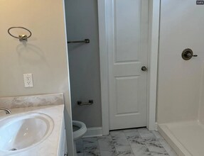 1815 Fox Den Way in Greenville, NC - Building Photo - Building Photo