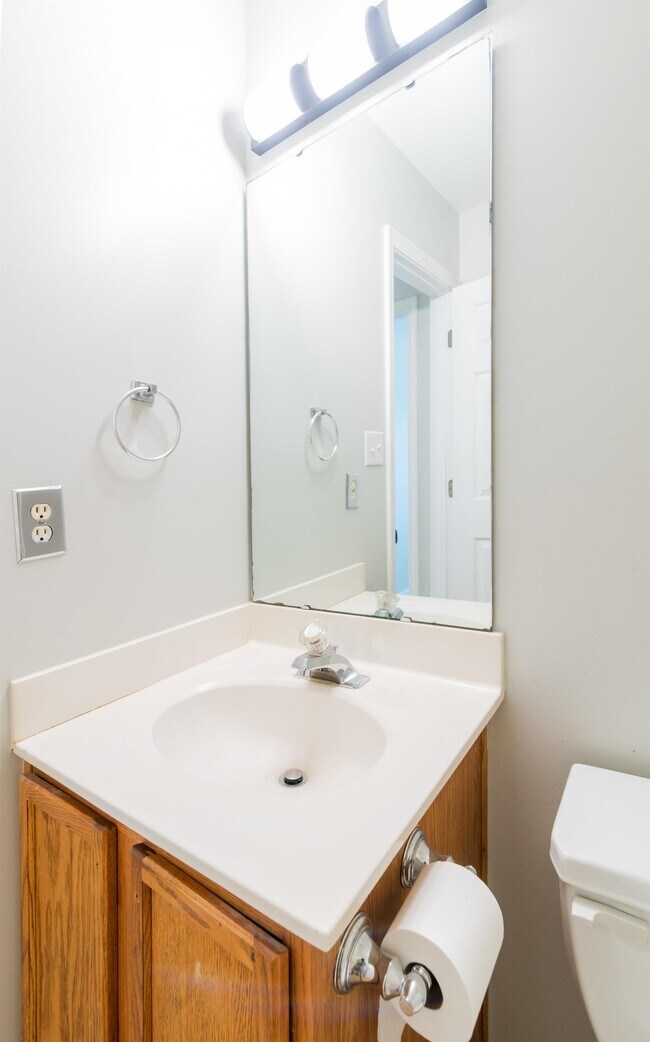 3809 Old Wagon Rd in Charlotte, NC - Foto de edificio - Building Photo