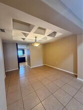 1110 W Gardenia Ave, Unit Gardenia in McAllen, TX - Building Photo - Building Photo