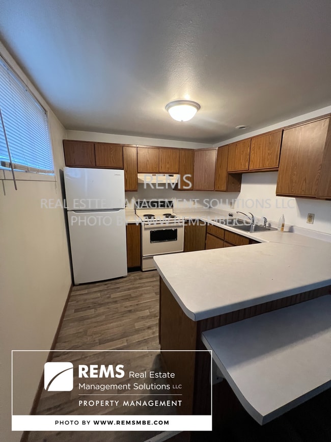 property at 1110 Grand Ave