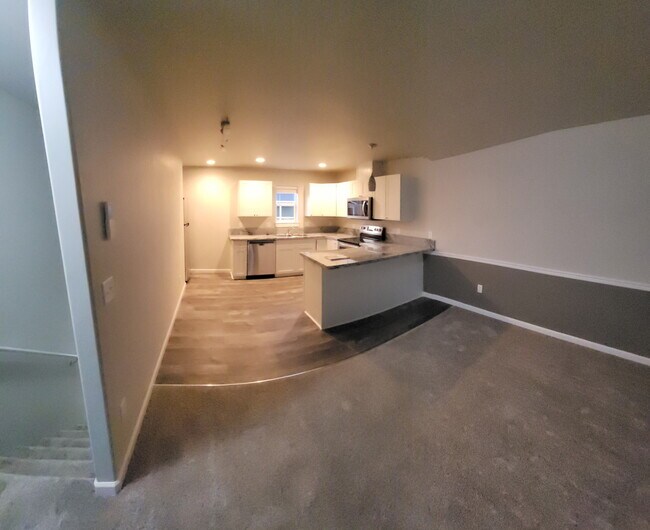 7852 Jacqueline Way in White City, OR - Building Photo - Building Photo