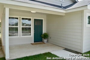 812 Uvalde St in Pleasanton, TX - Building Photo - Building Photo