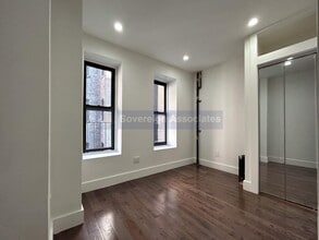 4 St Nicholas Terrace in New York, NY - Building Photo - Building Photo