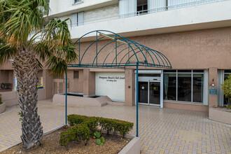 Pompano Beach Club North in Pompano Beach, FL - Building Photo - Building Photo