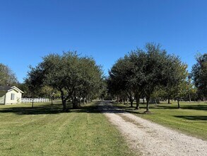 5828 Avenue P in Santa Fe, TX - Building Photo - Building Photo