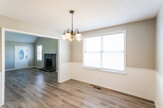 126 Fergus Rd in La Vergne, TN - Building Photo - Building Photo