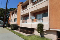 Emerson Townhomes in Los Angeles, CA - Foto de edificio - Building Photo