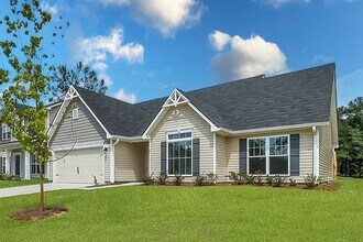 66 Swallow Tail Cir in Savannah, GA - Building Photo - Building Photo