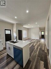 753 Colborne St E in Brantford, ON - Building Photo - Building Photo